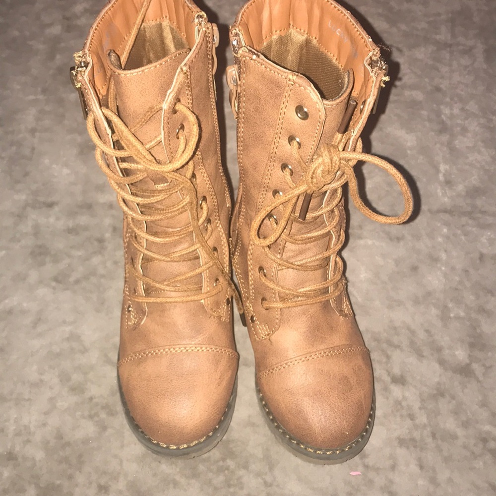 Lucky Top Girl Boots Like New
